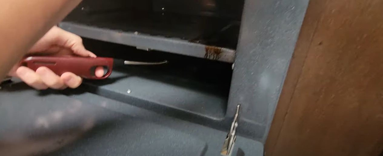 How to Light a Suburban RV Oven? RVProfy